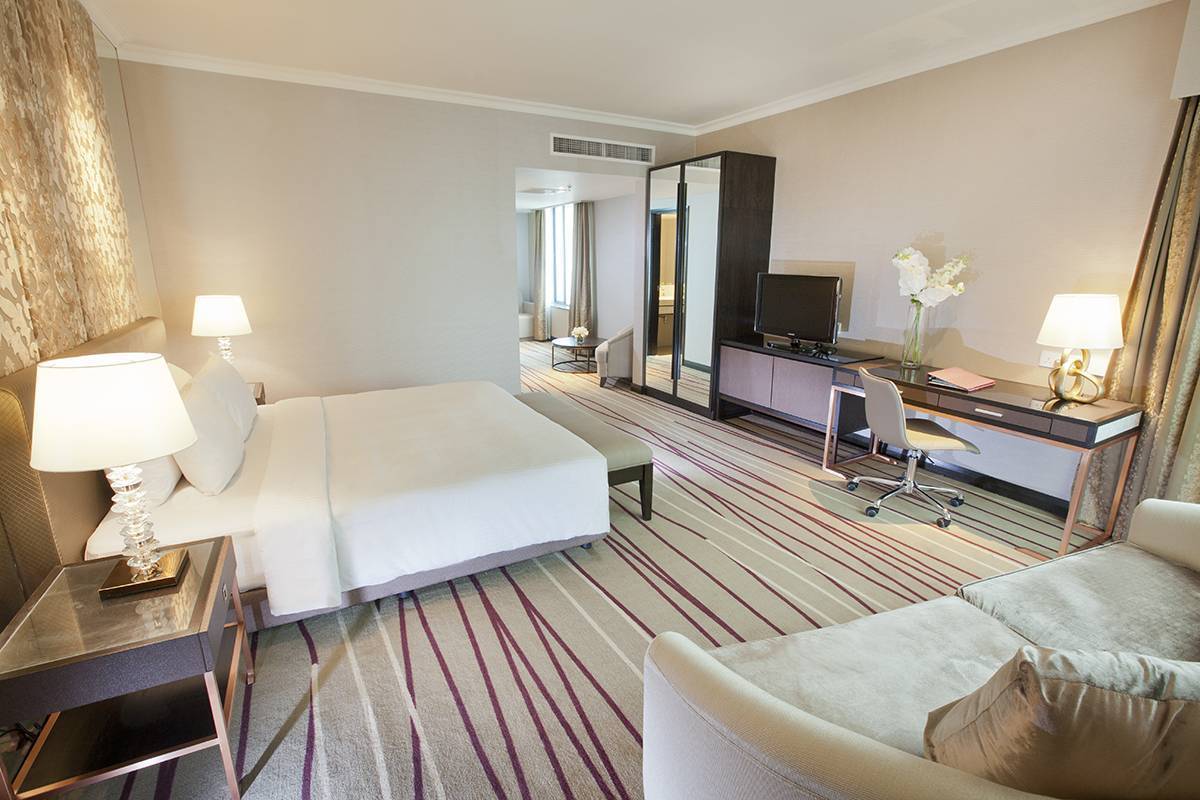 豪华客房 宽敞舒适的客房设有独立休息区