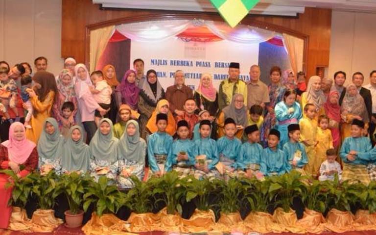 Iftar with the special children and needy at Dorsett Grand Labuan