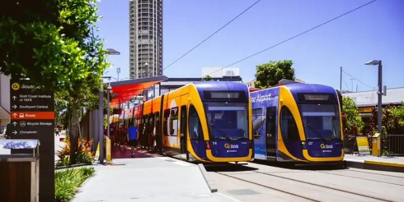 G link trams at station