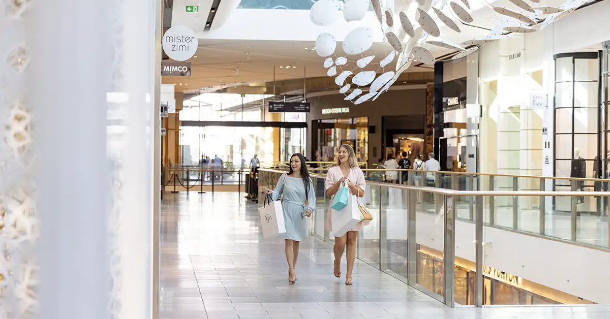 friends shopping at pacific fair shopping centre