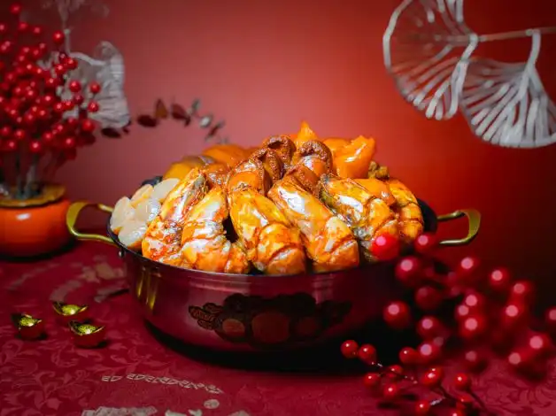 Prosperous Chinese New Year Home Delights