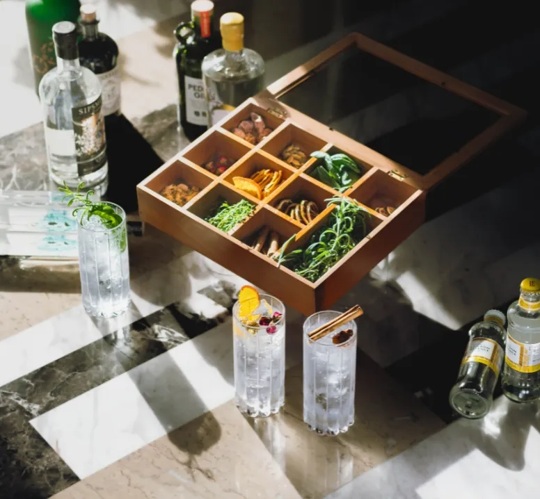 Gin Atelier.