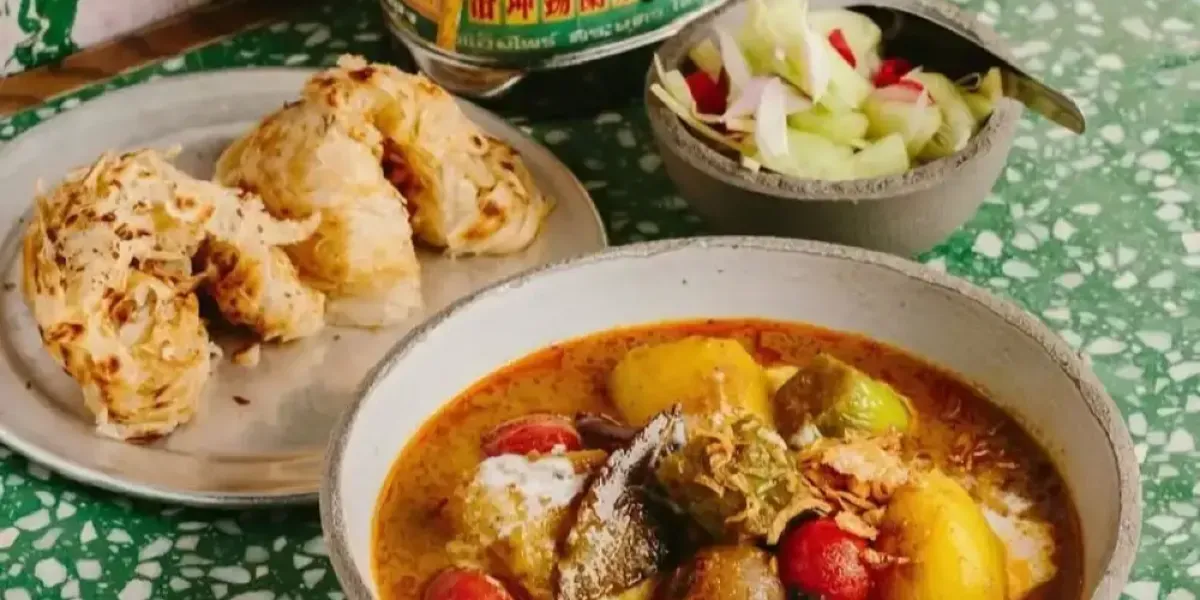 Thai meal served at Samsen Restaurant in Hong Kong