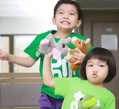 ‘Catch the Elves’ in Reality! Enjoy a Super Exciting Family Staycation at Dorsett Wanchai