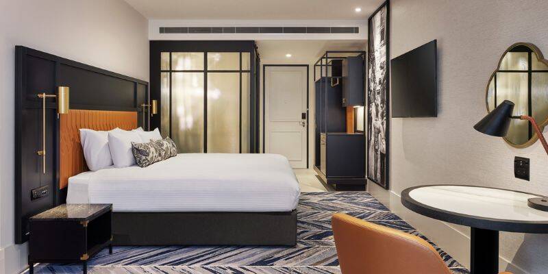 Hotel guestroom at Dorsett Melbourne