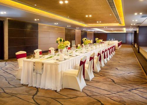 Ballroom and Meeting Room For the smooth running of any meeting or special occasion