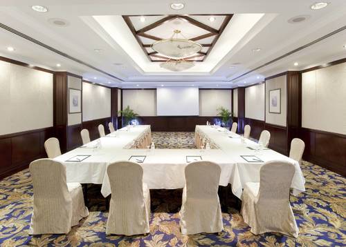Meeting room designed to have an effective meeting