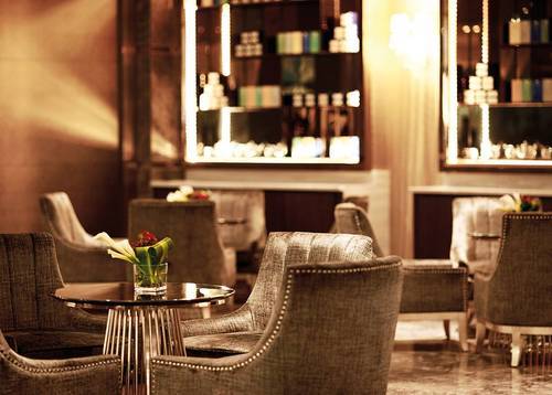 帝盛咖啡廳1 讓你可沉醉於華麗的氛圍中享受舒適的休閒時光