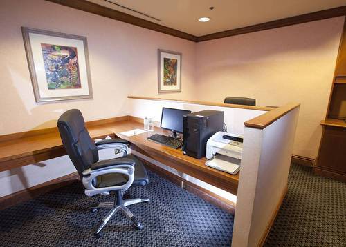 Business Centre - Provides all your business needs. 