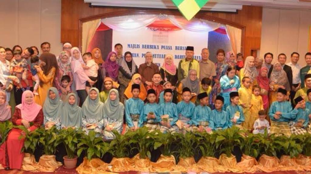 Iftar with the special children and needy at Dorsett Grand Labuan