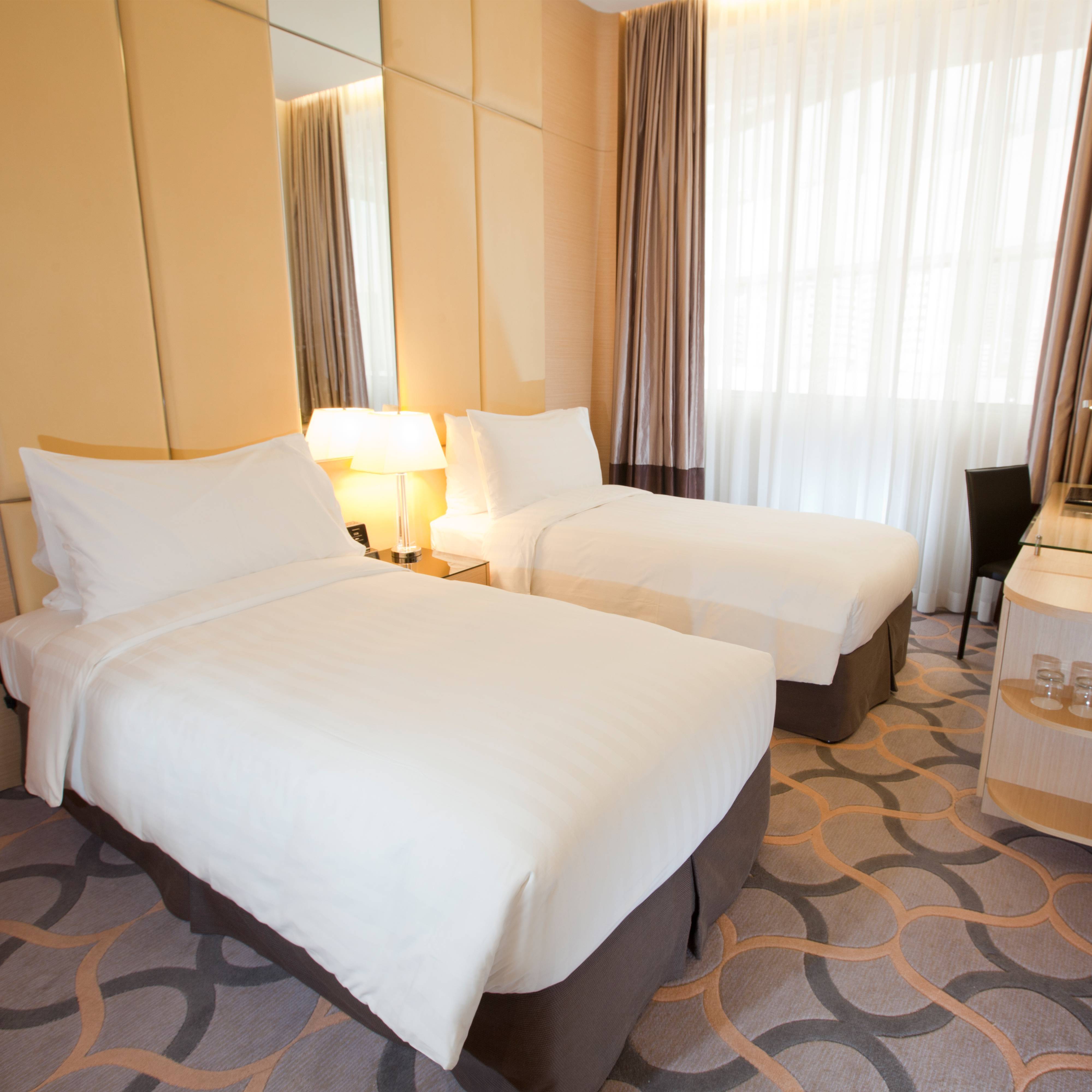 The inviting, modern setting of the Deluxe Room